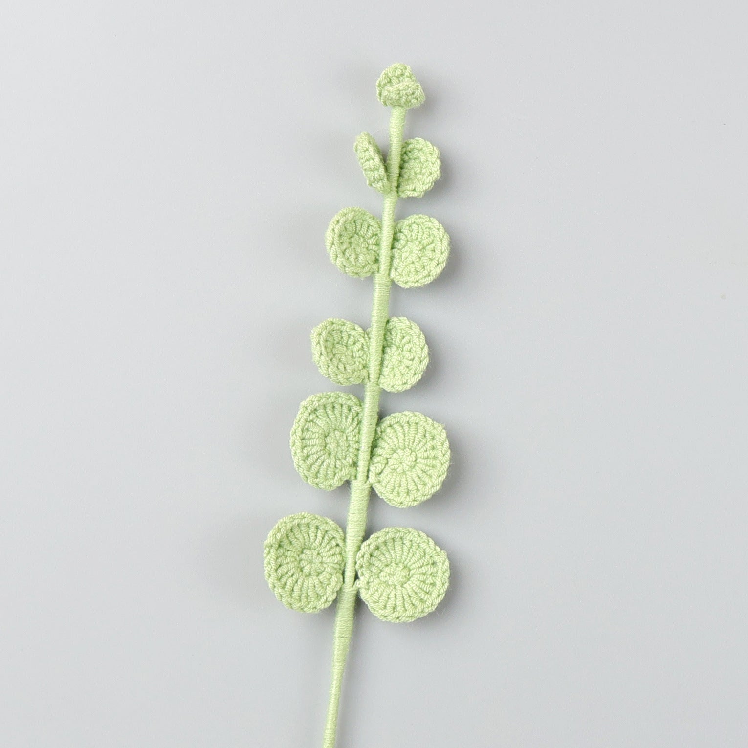 Handmade Crochet Leaves for All Seasons – Festive Bouquet Decor