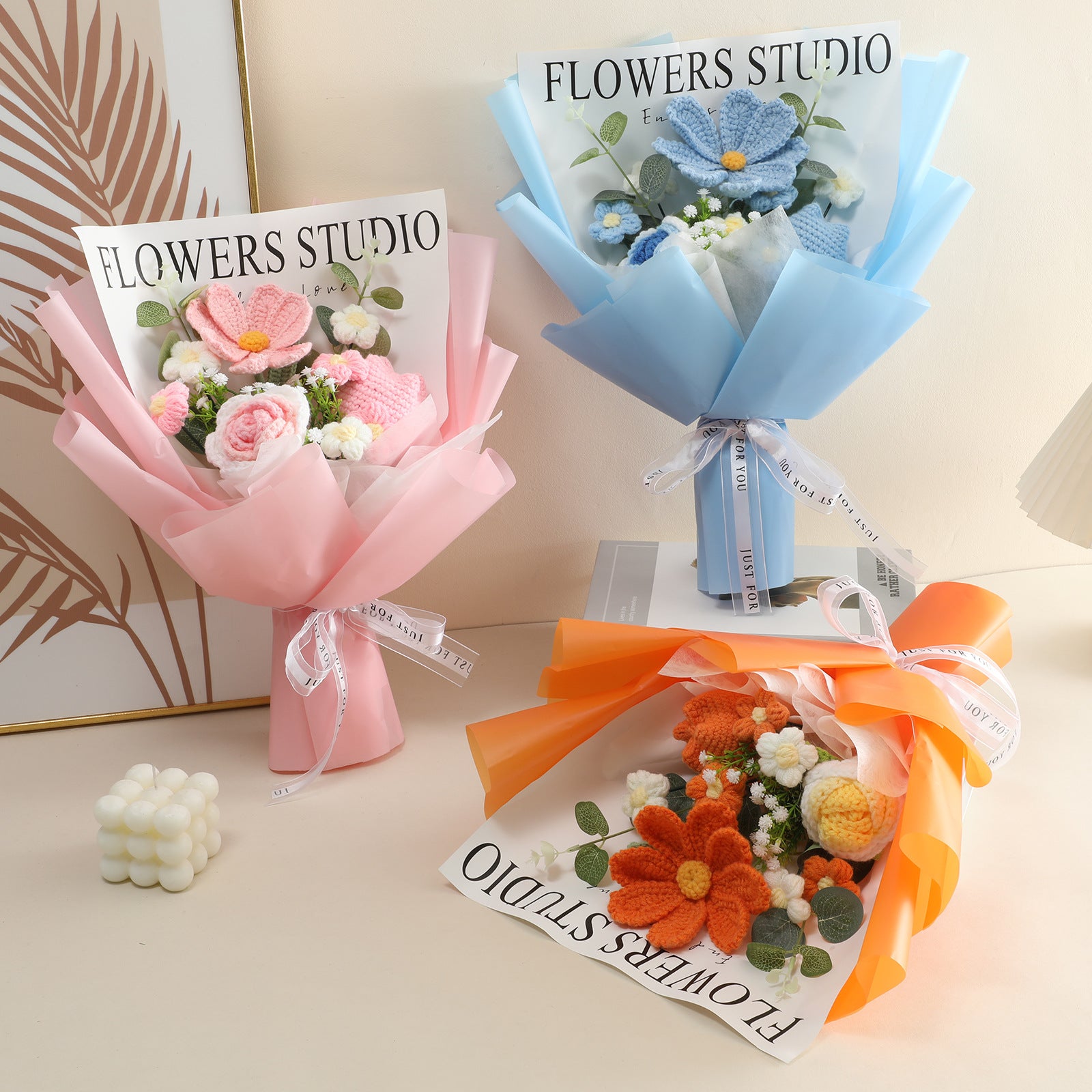 Hand-Knitted Yarn Bouquet – Artificial Gesang Flowers