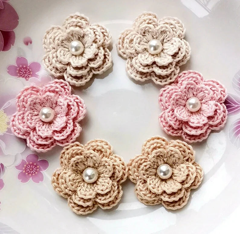 6 Crochet Flowers With Pearls In Cream