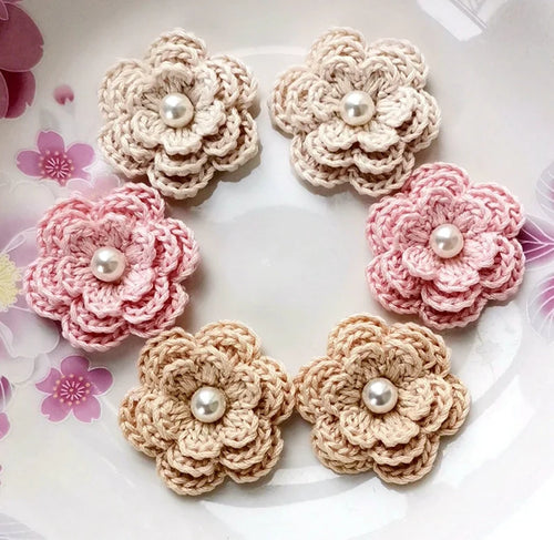 6 Crochet Flowers With Pearls In Cream